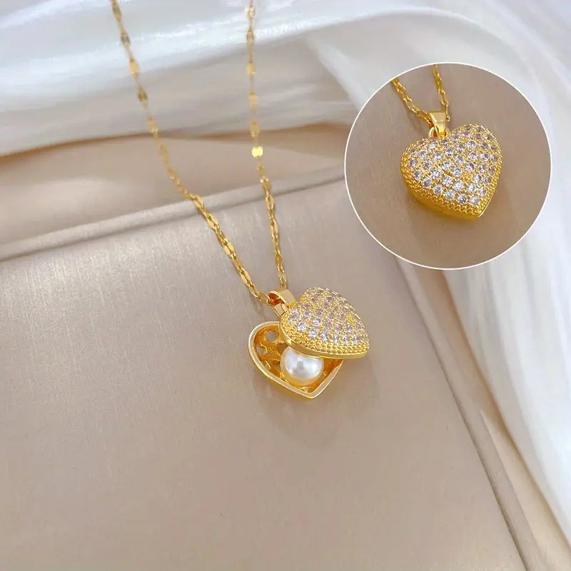 Heart Pearl Shell Zirconia Pendant Necklace